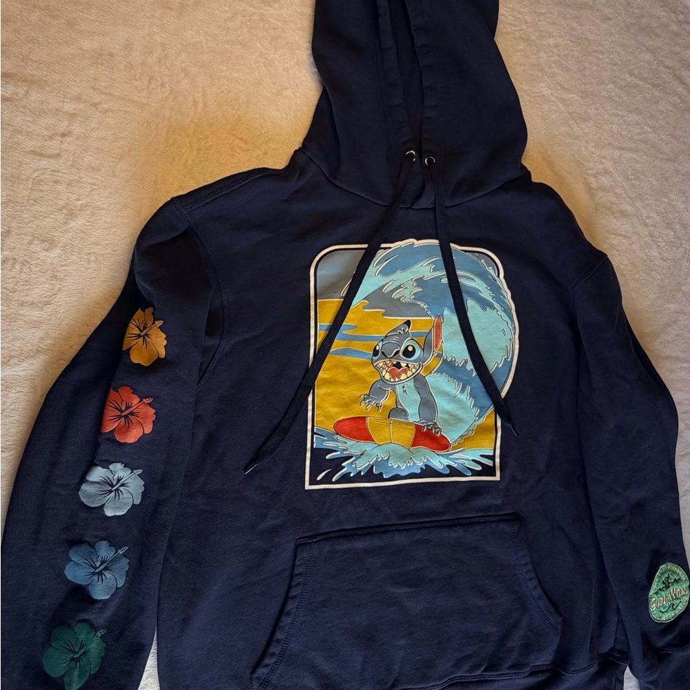 Disney Stitch Surf Hoodie XL Surf’s Up Kauai Graphic Hoodie - Picture 10 of 10